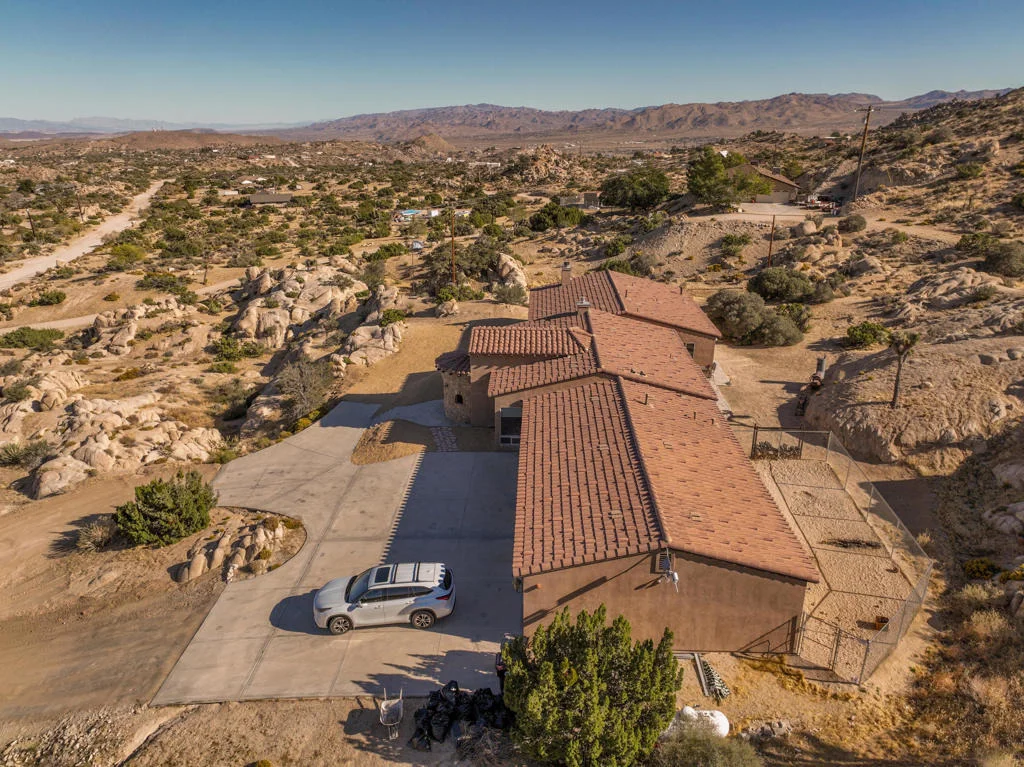 Photo of 56245 Cobalt Road