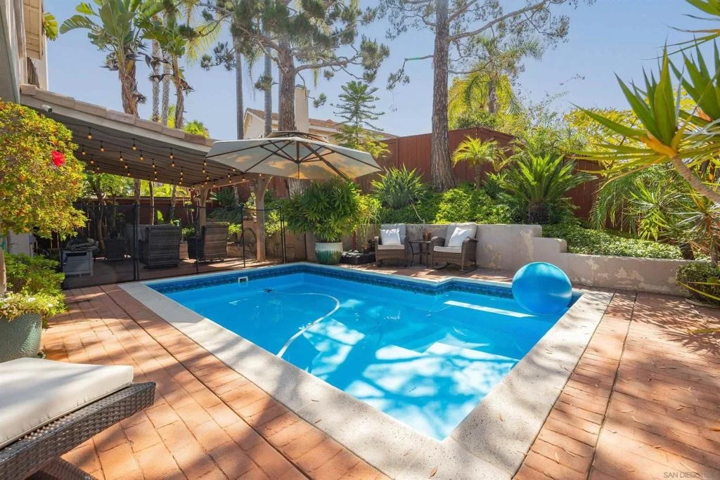 Photo of 1305 CALLE GOYA