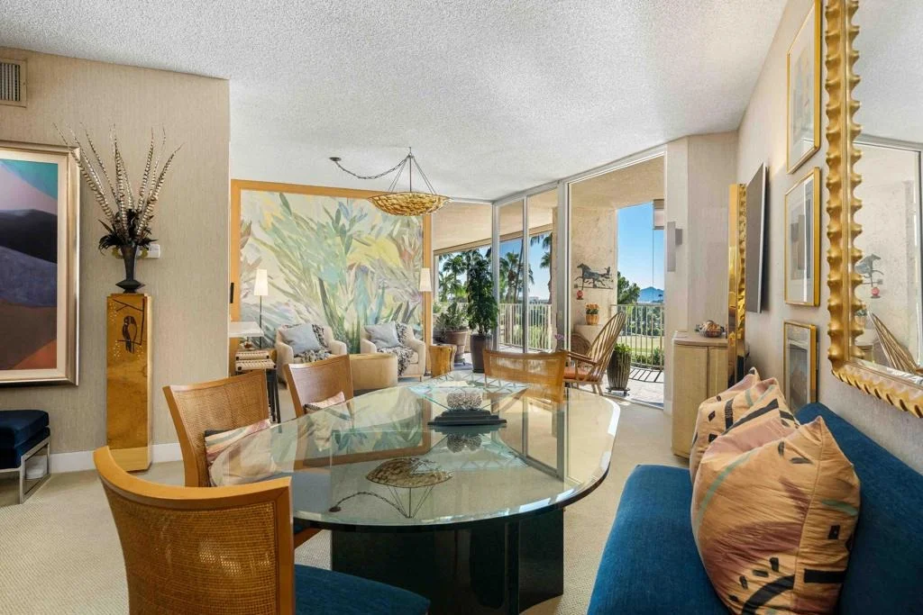 Photo of Unit 607 at 899 Island Drive