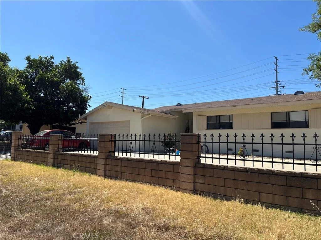 Photo of 25437 Edgemont