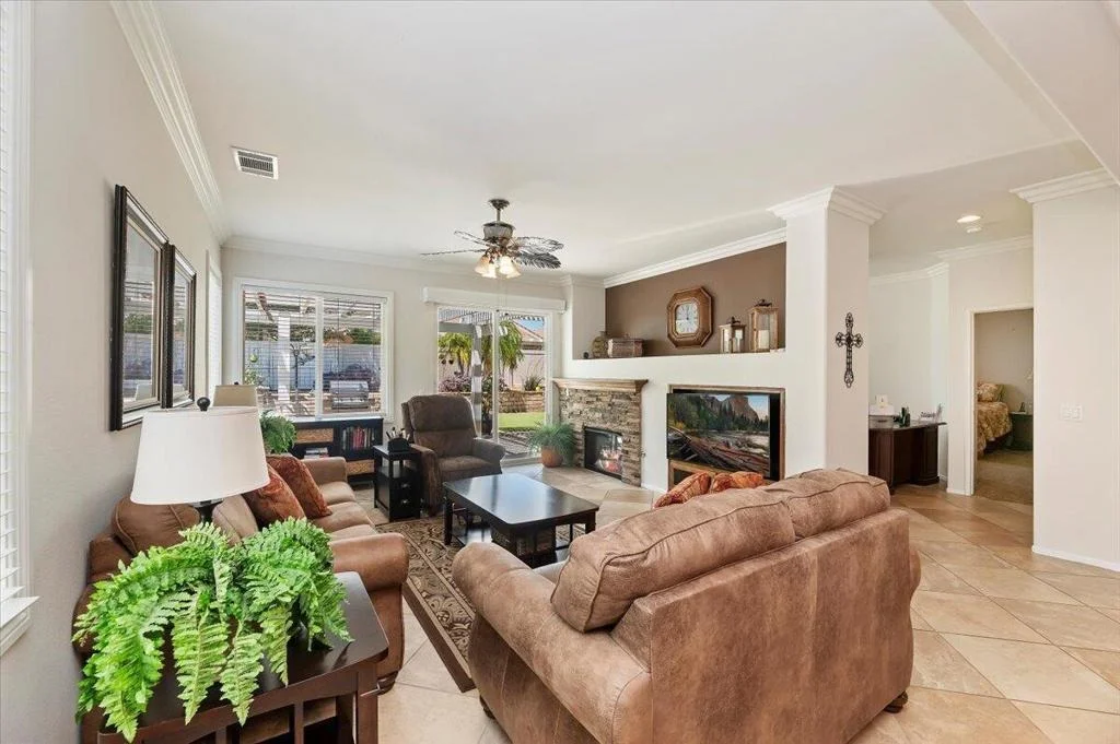 Photo of 28026 Crystal Spring Drive