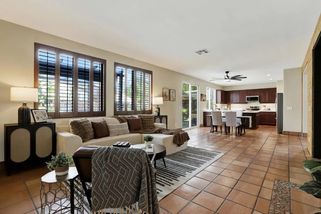 Photo of 40865 Robards Way