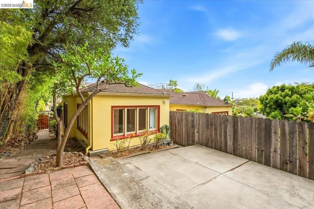 Photo of 2403 Cedar St