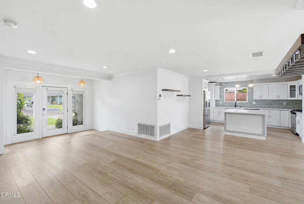 Photo of 1948 Stevely Avenue
