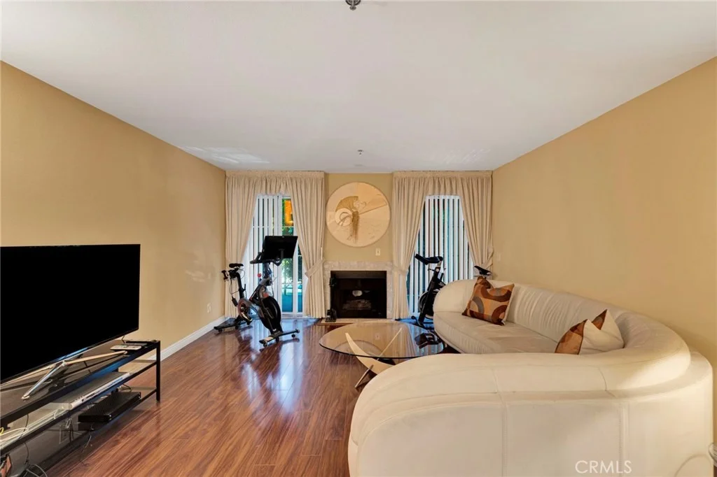 Photo of Unit 205 at 801 Pine Avenue