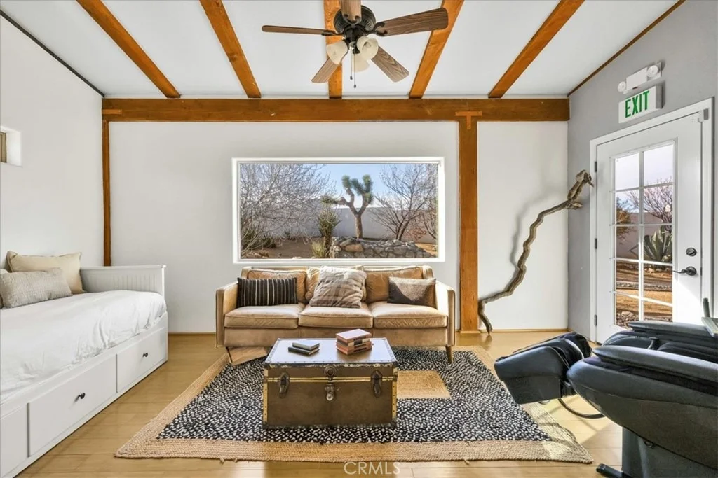 Photo of 7423 Juniper Road