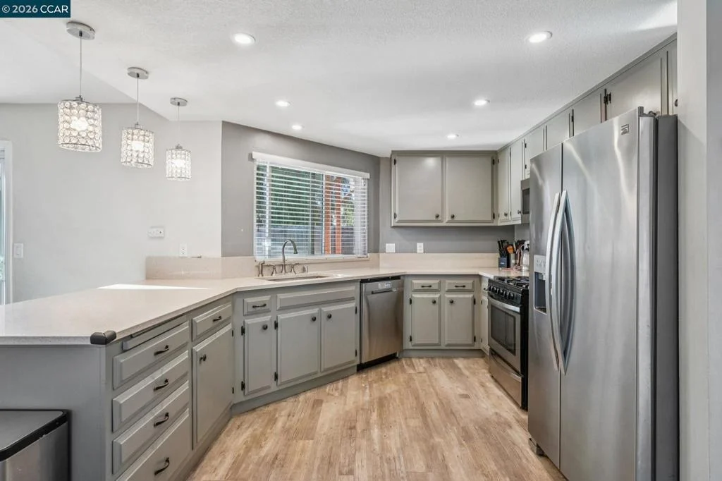 Photo of 20 Clairmont Pl