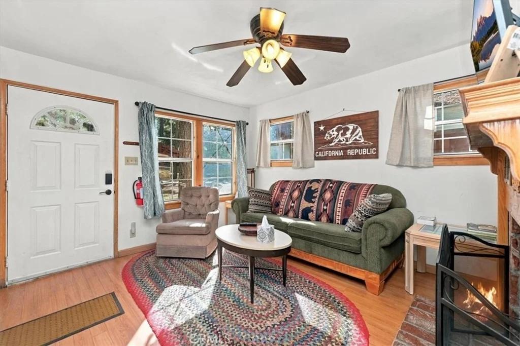 Photo of 42770 Cedar