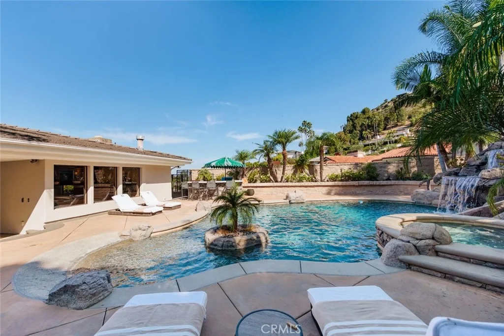 Photo of 10491 Ridgeway Drive