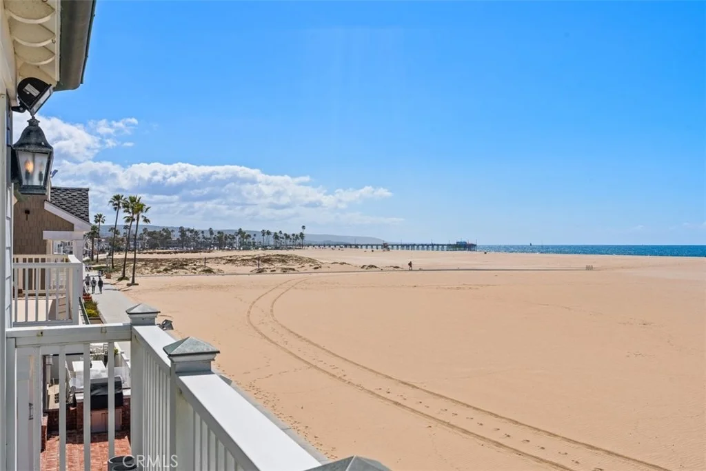 Photo of 522 W Oceanfront