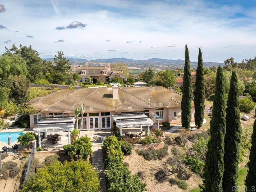 Photo of 2737 Dos Lomas