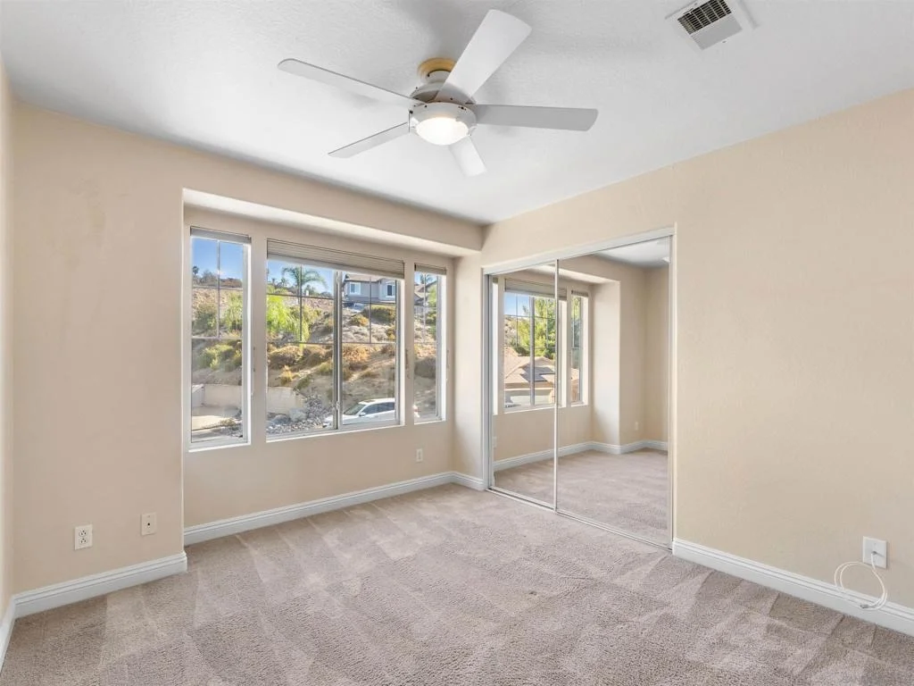 Photo of 2075 Boulders Road
