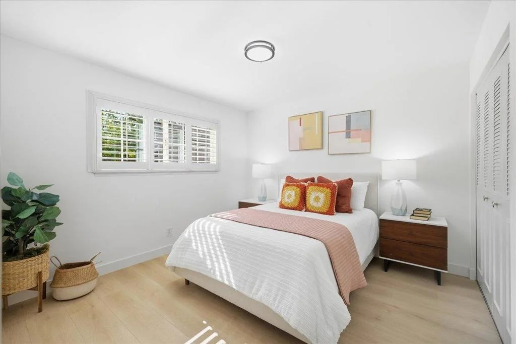 Photo of 38879 Jonquil Drive