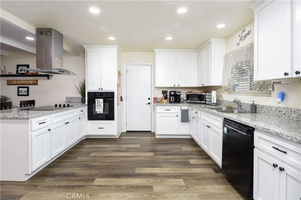 Photo of 28300 Rawlings