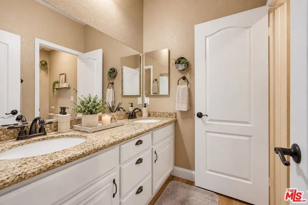 Photo of 950 Brownie Way