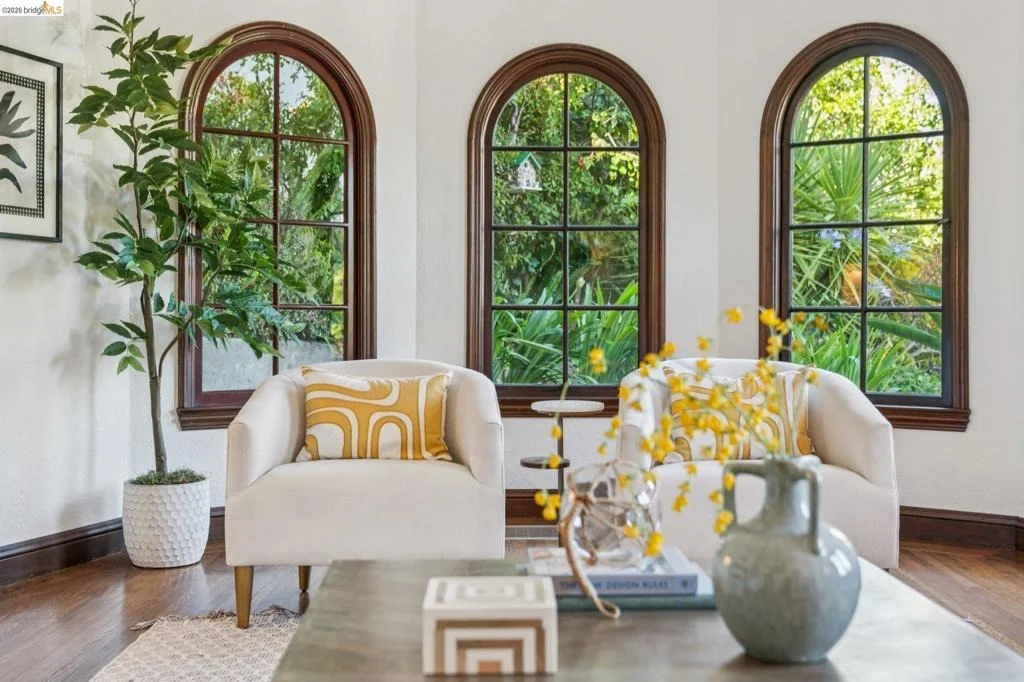 Photo of 6080 Ocean View Drive