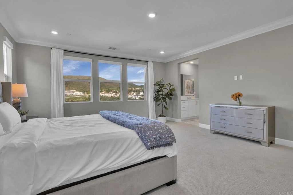 Photo of 916 Lindbergh Drive