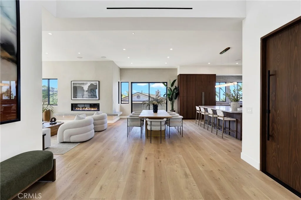 Photo of 408 Avenida Presidio