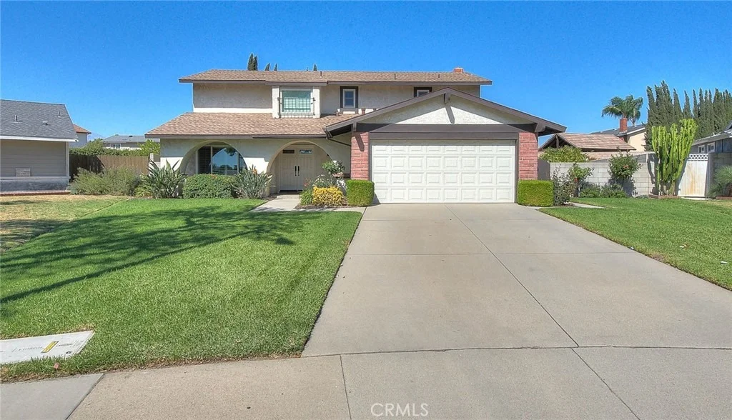 Photo of 13425 Mistletoe