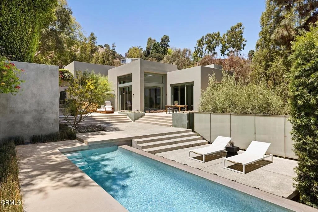 Photo of 1240 Bennett Drive