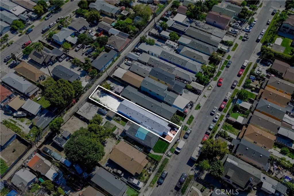 Photo of 13300 S Largo