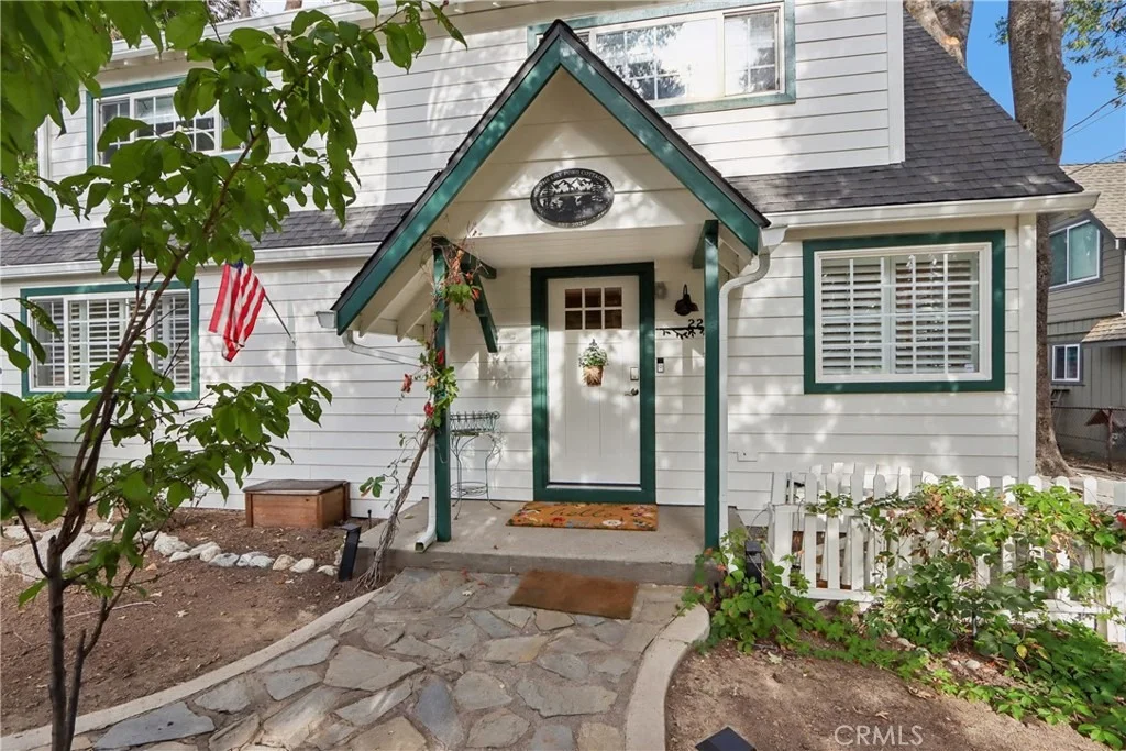 Photo of 229 Hemlock Drive