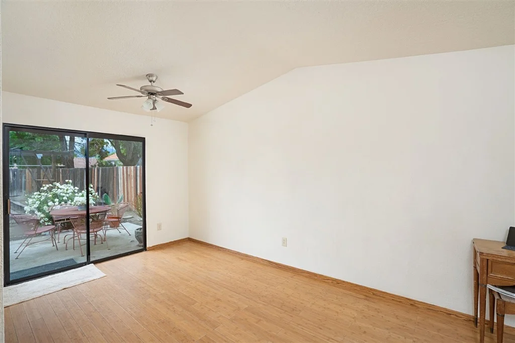 Photo of 43280 Peartree Lane