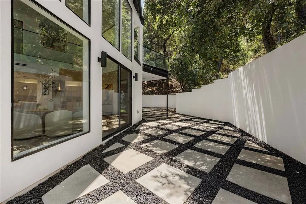 Photo of 6358 La Rocha