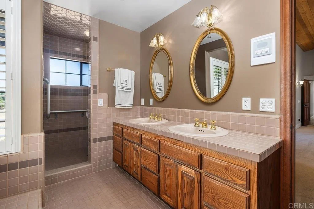 Photo of 1310 Gibson Highlands