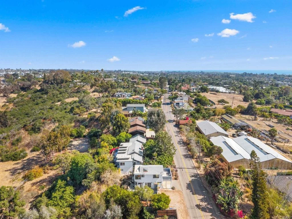 Photo of 1243 Saxony Road