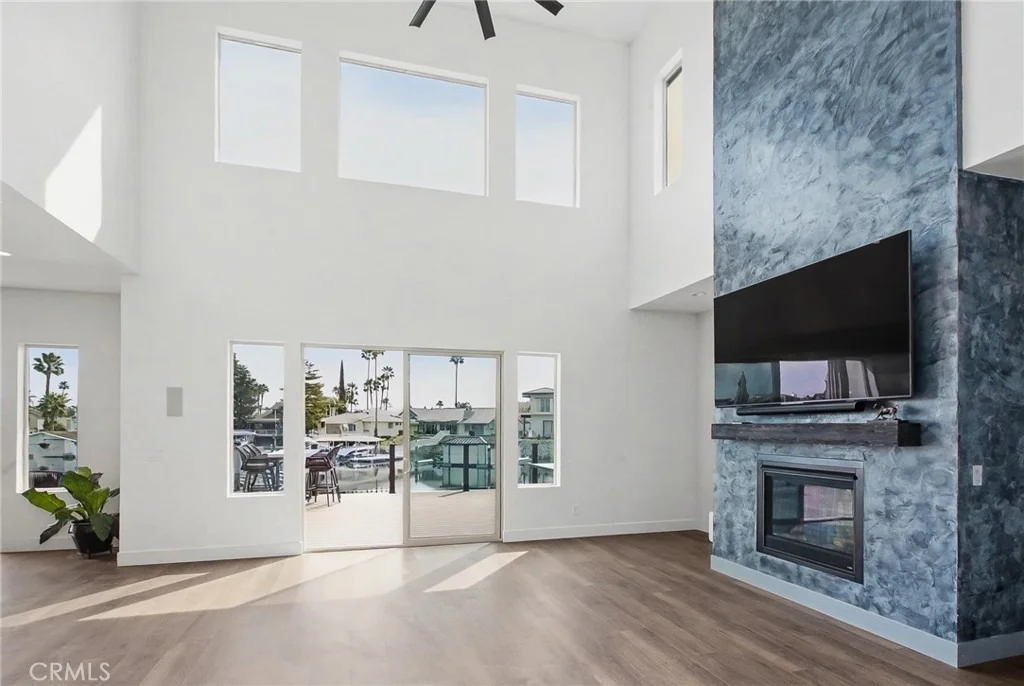 Photo of 952 Lido