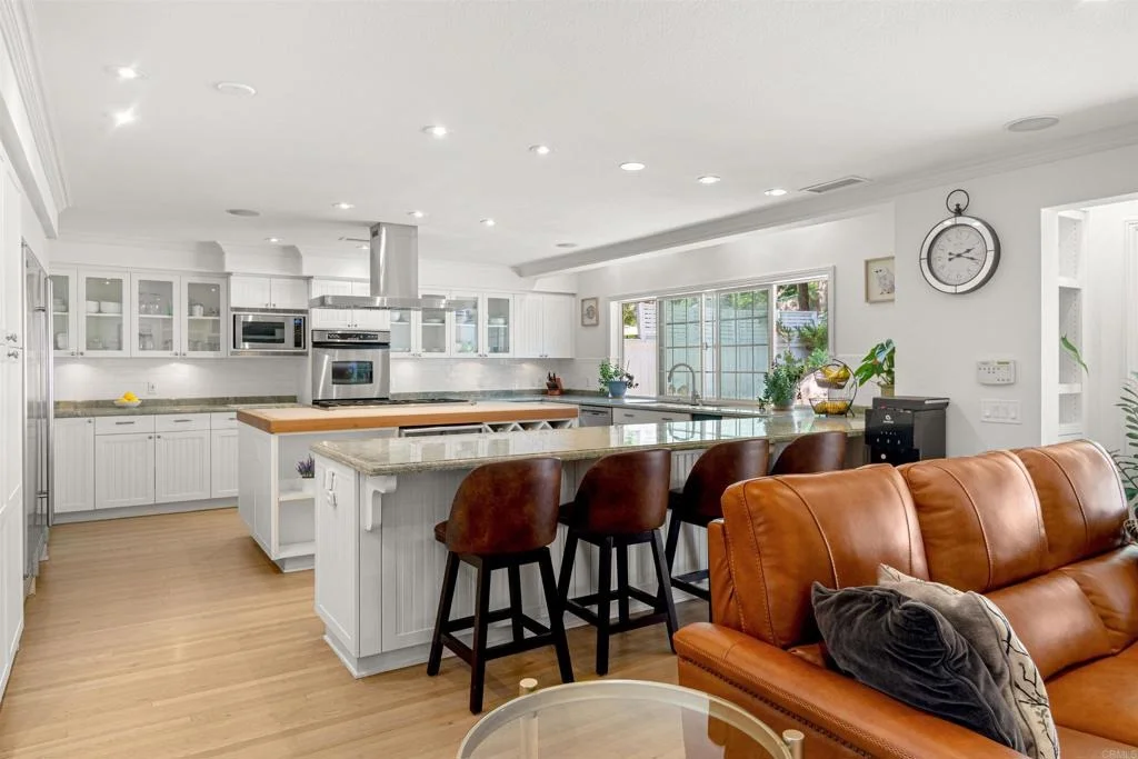 Photo of 3533 Calle Gavanzo