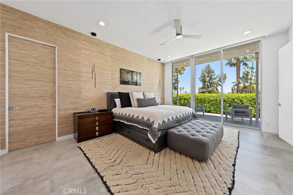 Photo of 47090 Amir Drive