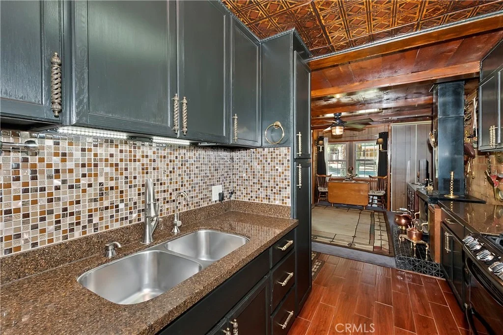 Photo of 571 Pine Lane