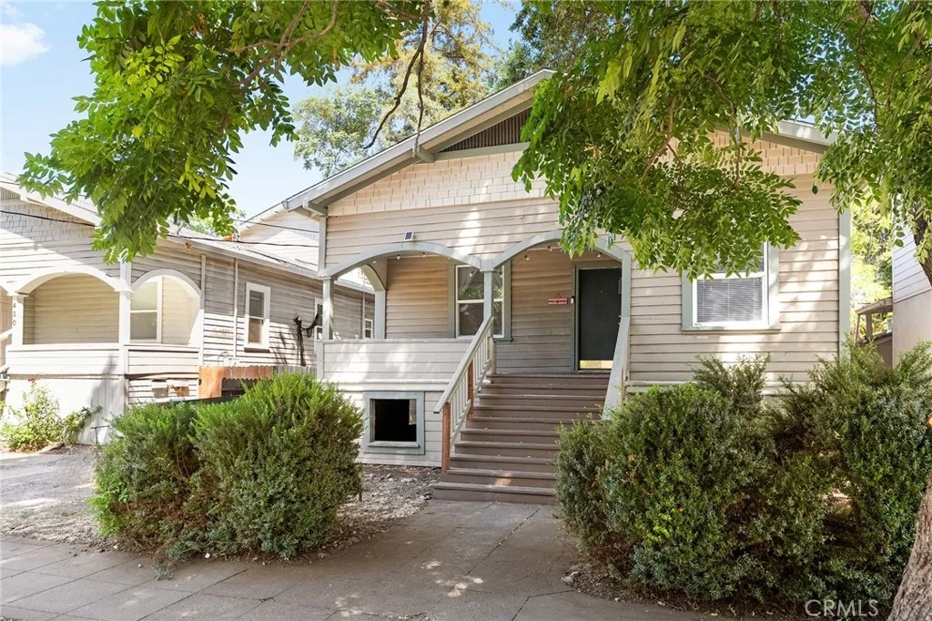 Photo of 414 W 6th Street