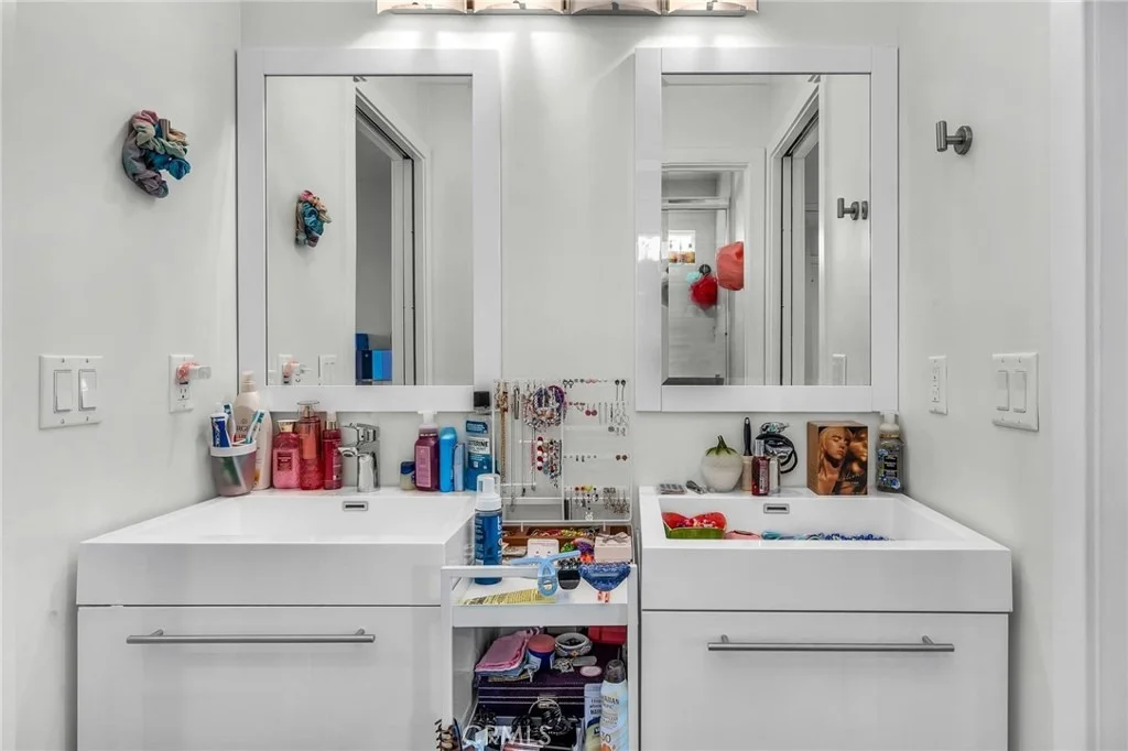 Photo of 16539 Vine Terrace