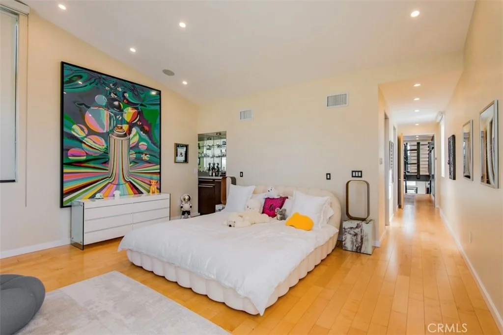 Photo of 708 Hampton Drive