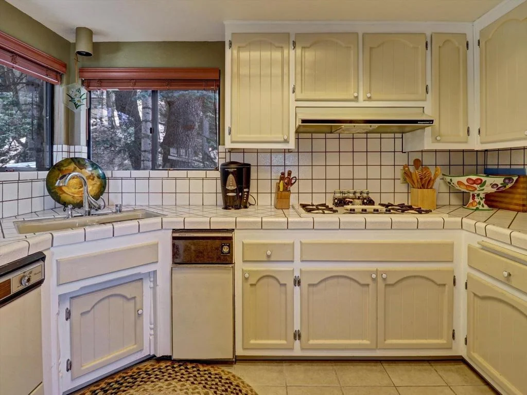Photo of 214 S Fairway Drive