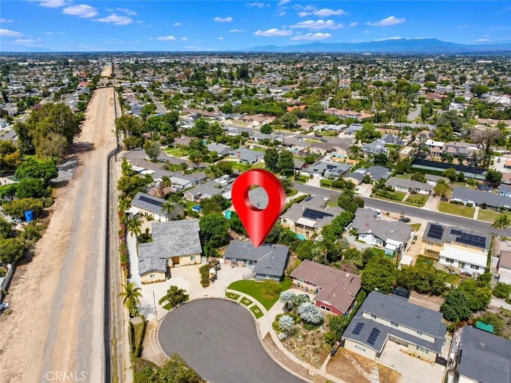Photo of 9341 Skylark Boulevard
