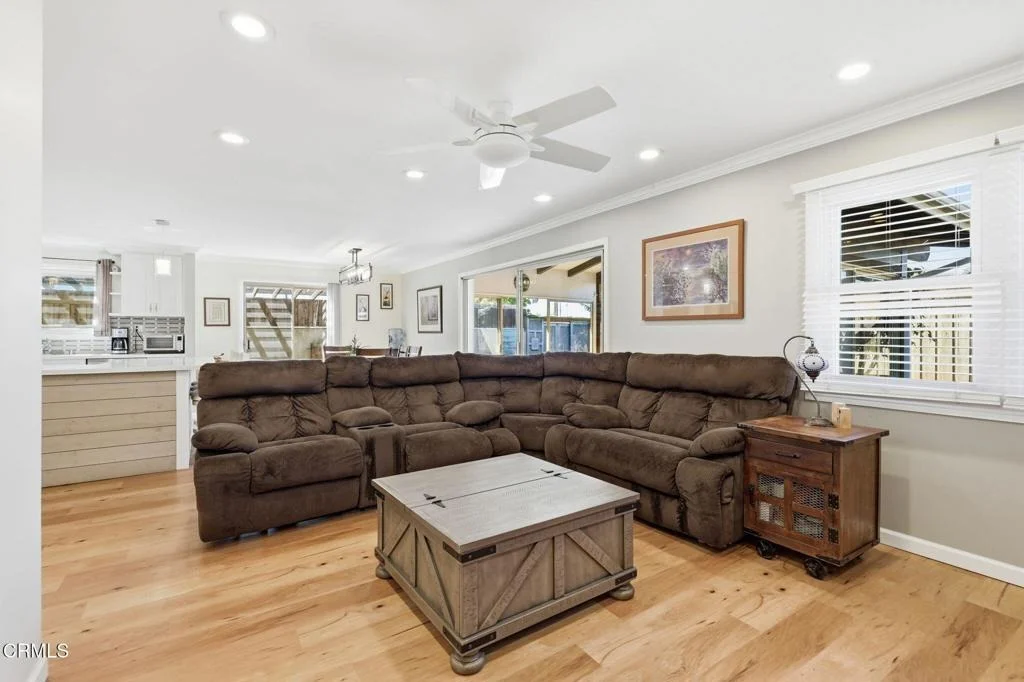 Photo of 3899 Maple Street