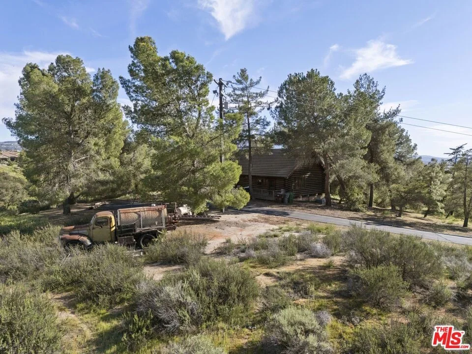Photo of 36880 E Benton Road