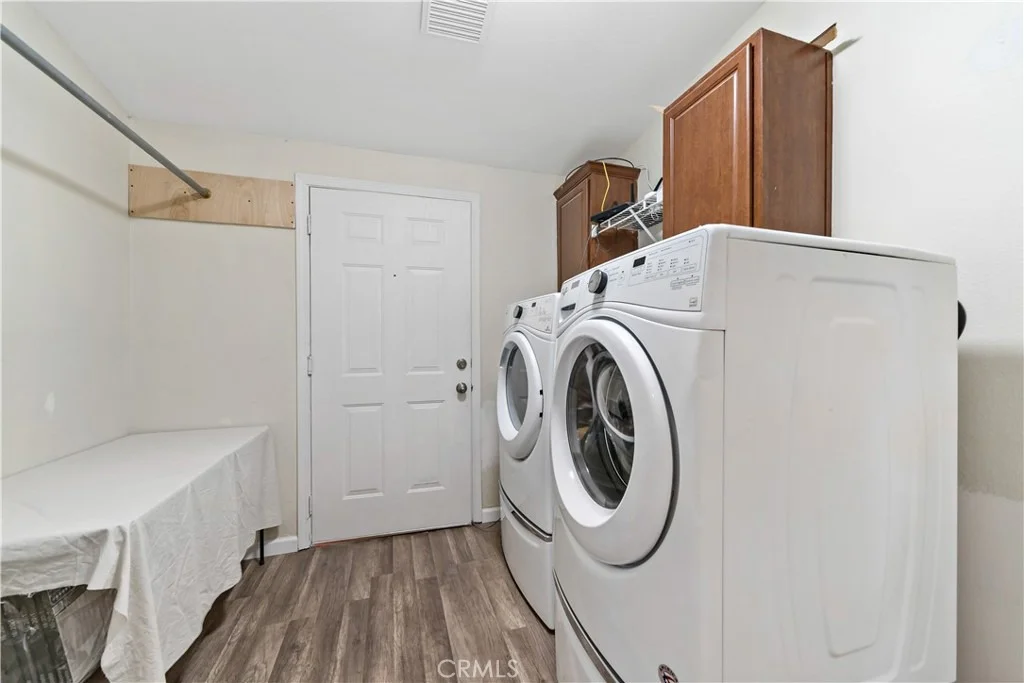 Photo of 61375 Leslie Lane