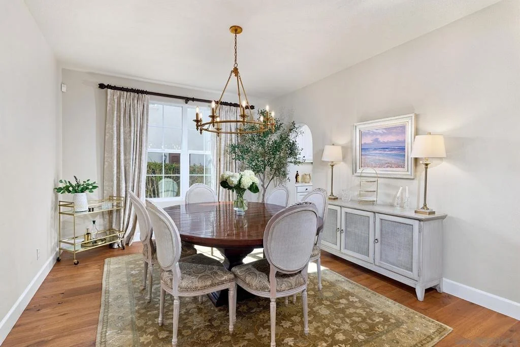 Photo of 7598 Circulo Sequoia