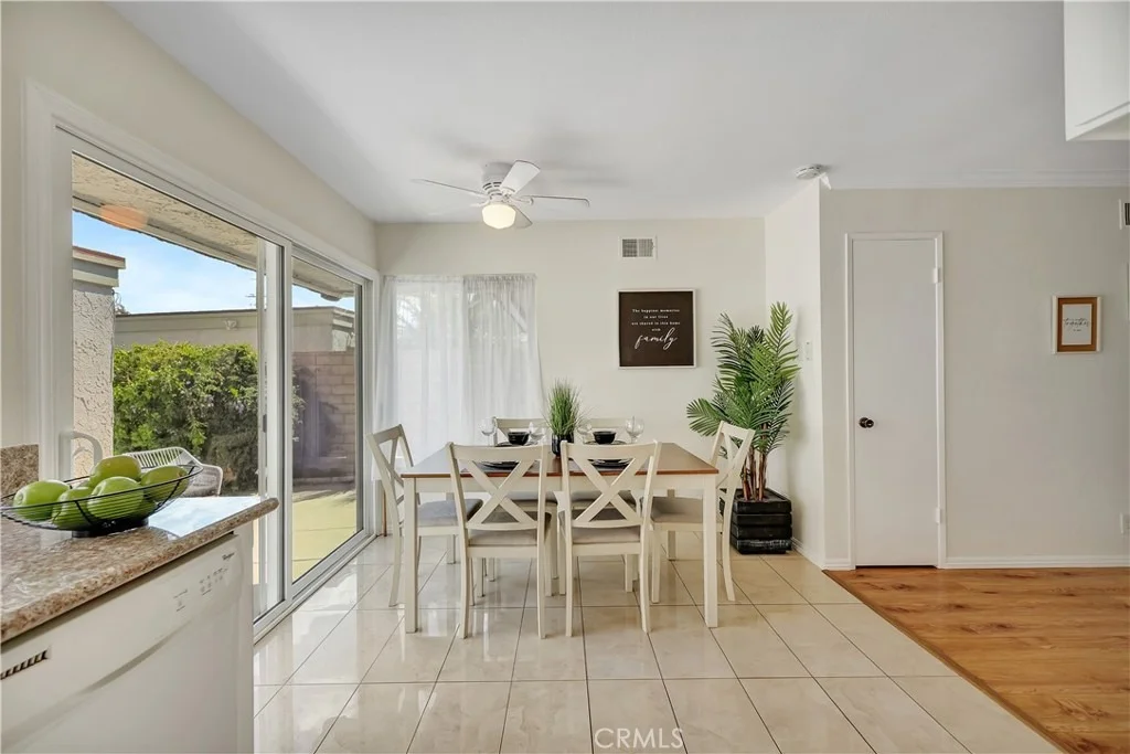 Photo of 5371 Victoria Place