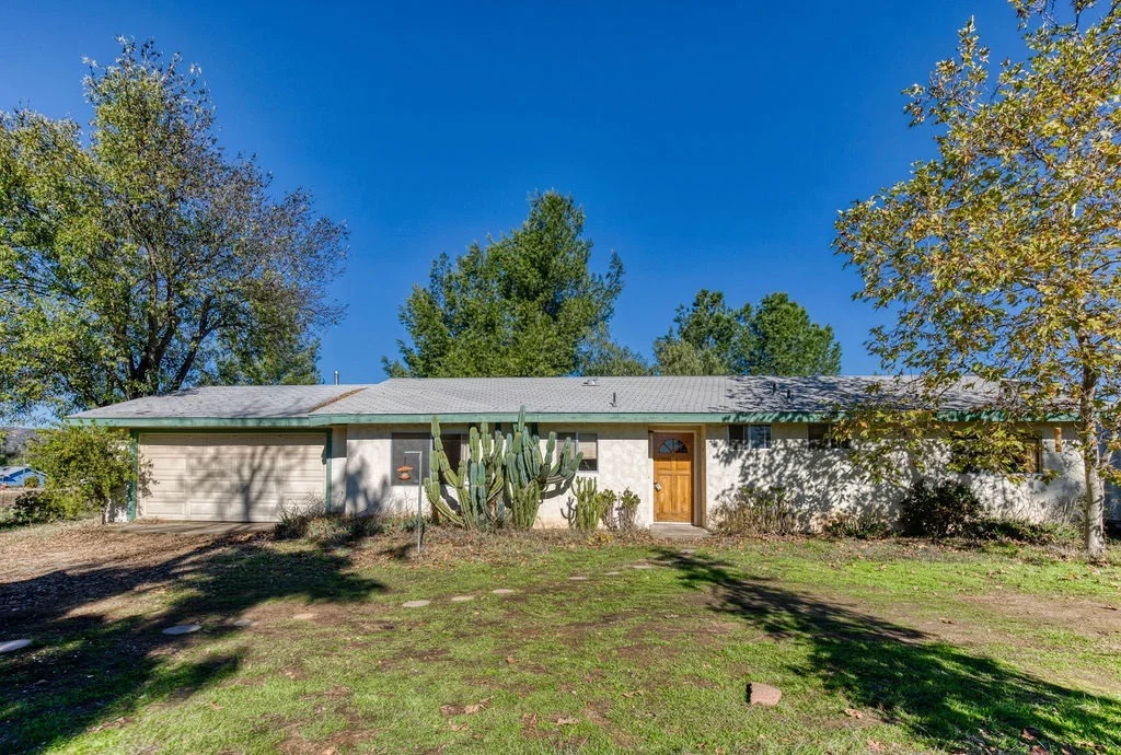 Photo of 2045 Montecito Rd