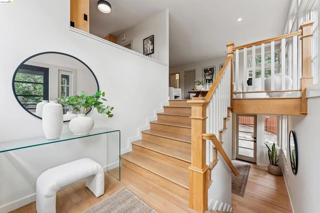 Photo of 6611 Pinehaven Rd