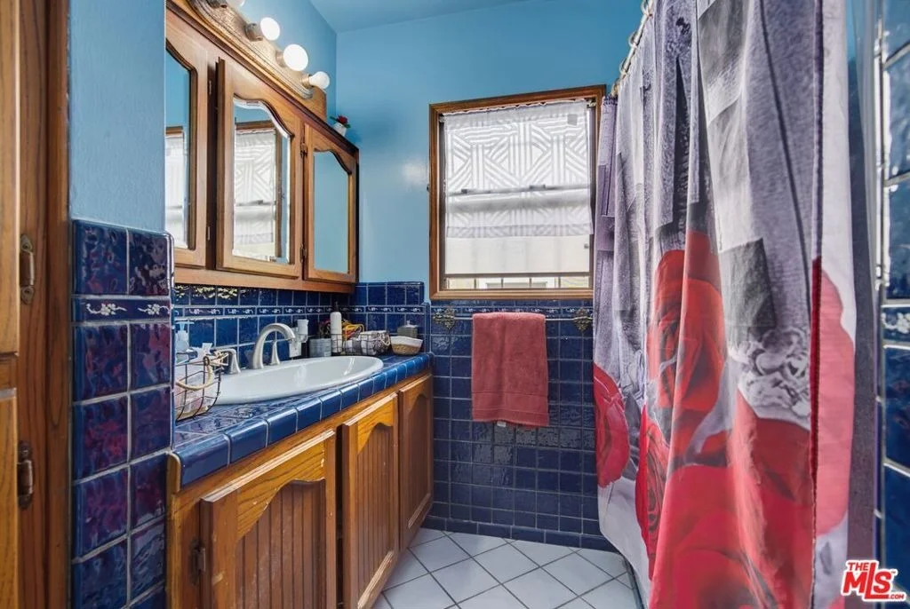 Photo of 291 Simmons Avenue