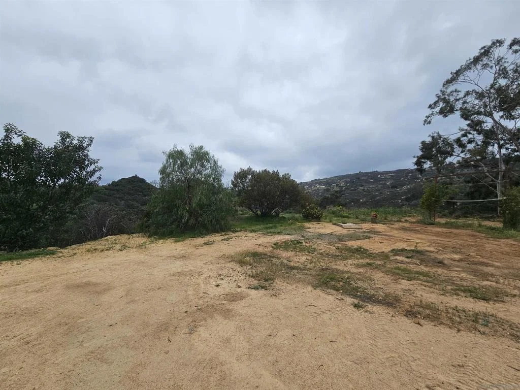 Photo of 6465 Rainbow Heights