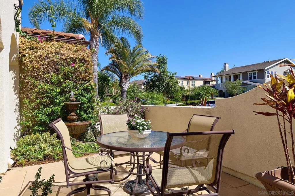Photo of 7598 Circulo Sequoia