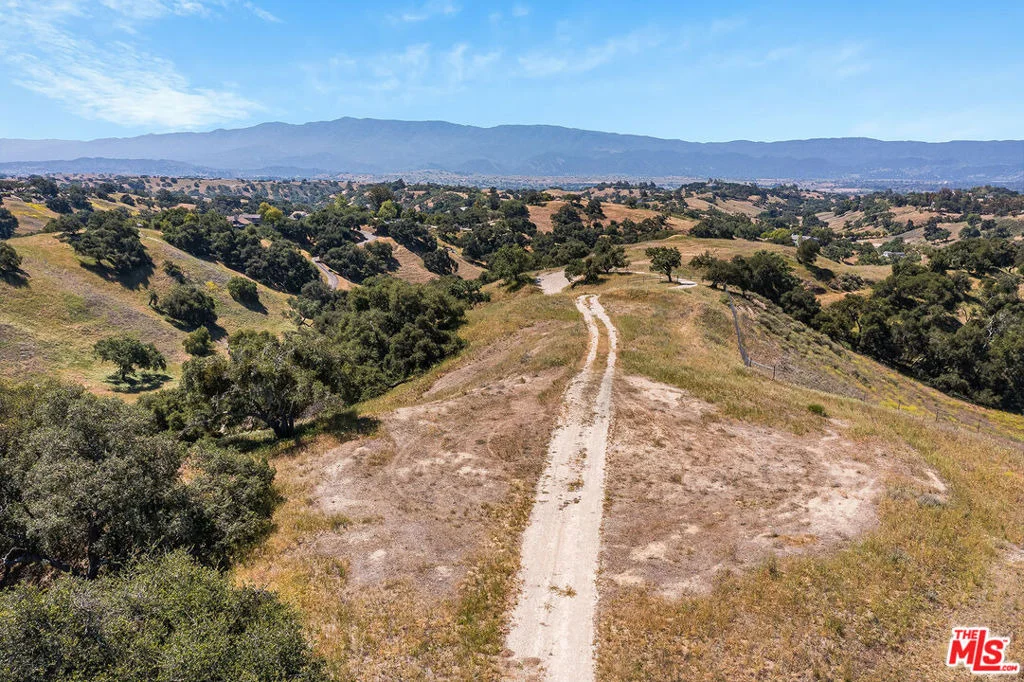 Photo of 3349 Long Valley Road